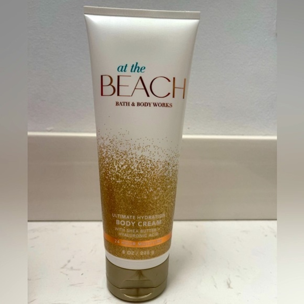*SALE‼️NWT At The Beach Body Cream Bath & Body Works SALE